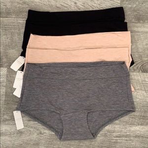 Bundle of GAP Love Breathe Shorty Underwear Small